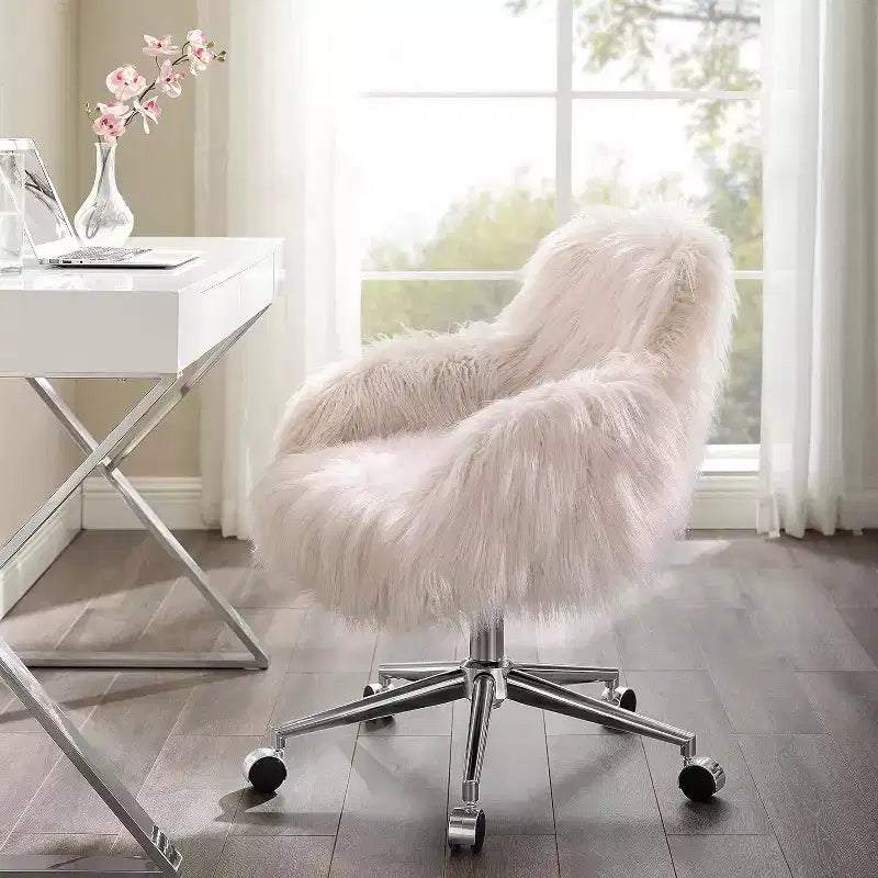 Fauteuil de bureau en similicuir noir, réglable en hauteur, 34 po H.