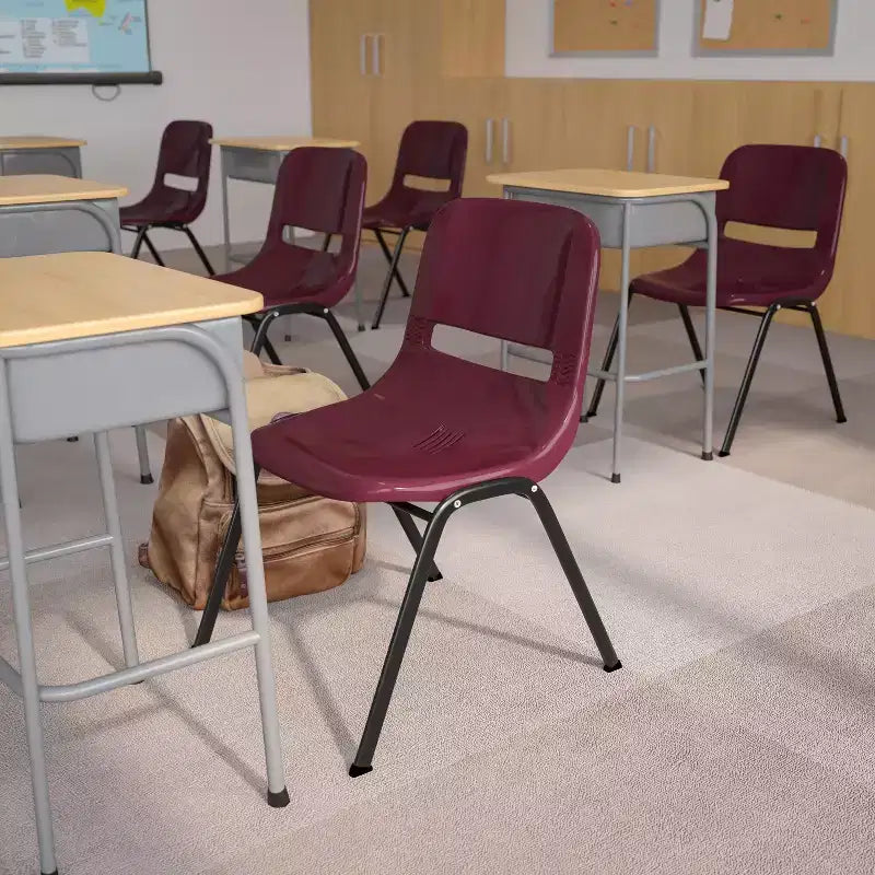 Lot de 4 chaises empilables ergonomiques avec coque, capacité de 399 kg